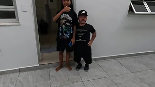 Pitoco chegou junta da ninfeta e quer meter o ferro - Jasmine Santanna